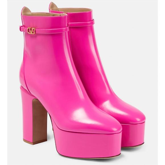 NEW VALENTINO GARAVANI women's leather zip ankle boots in pink - Picture 1 of 1